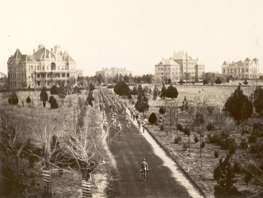 mainfeature_campus_864x650