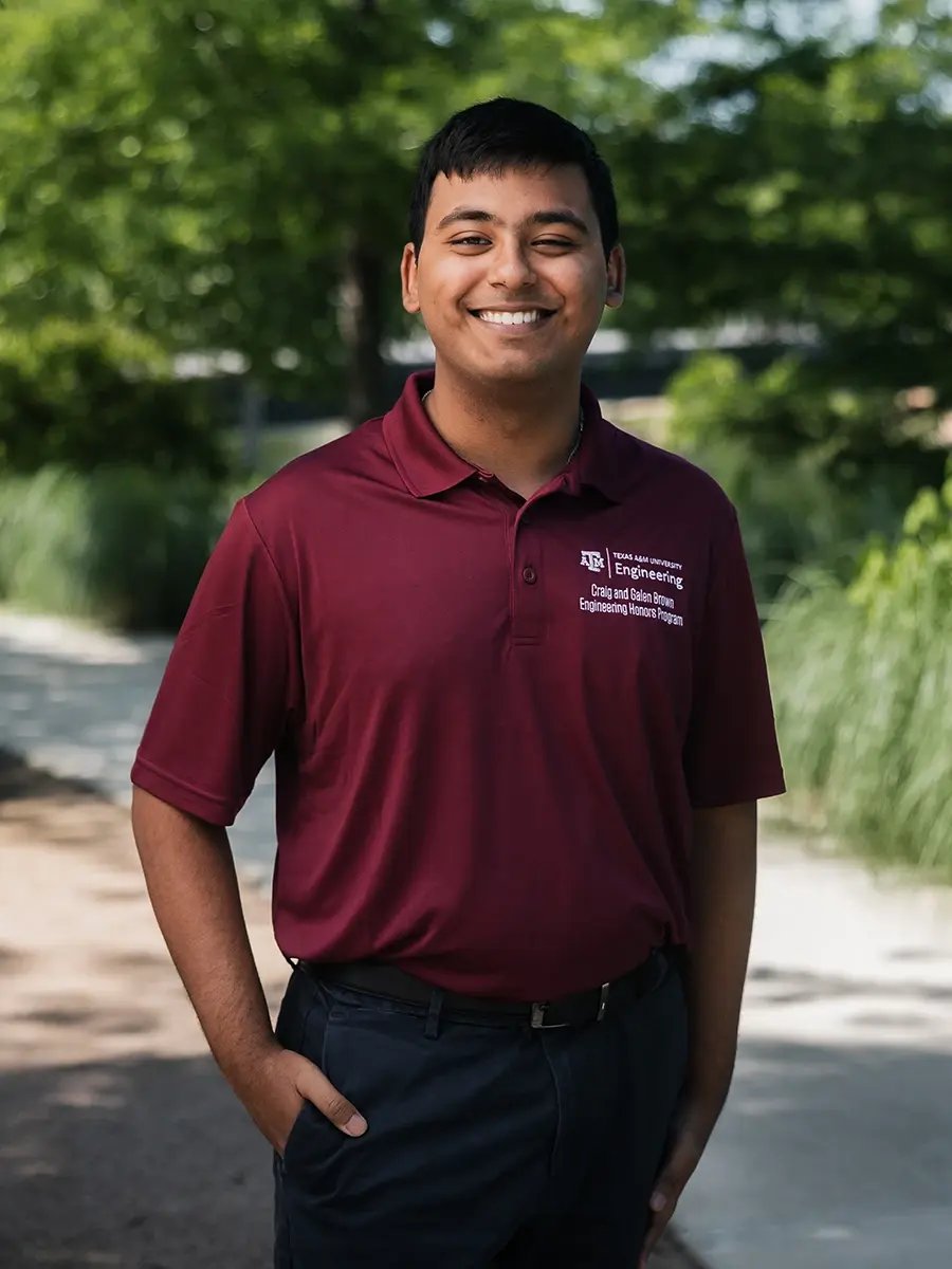 mainfeature_waddellscholar_vertical_900x1200