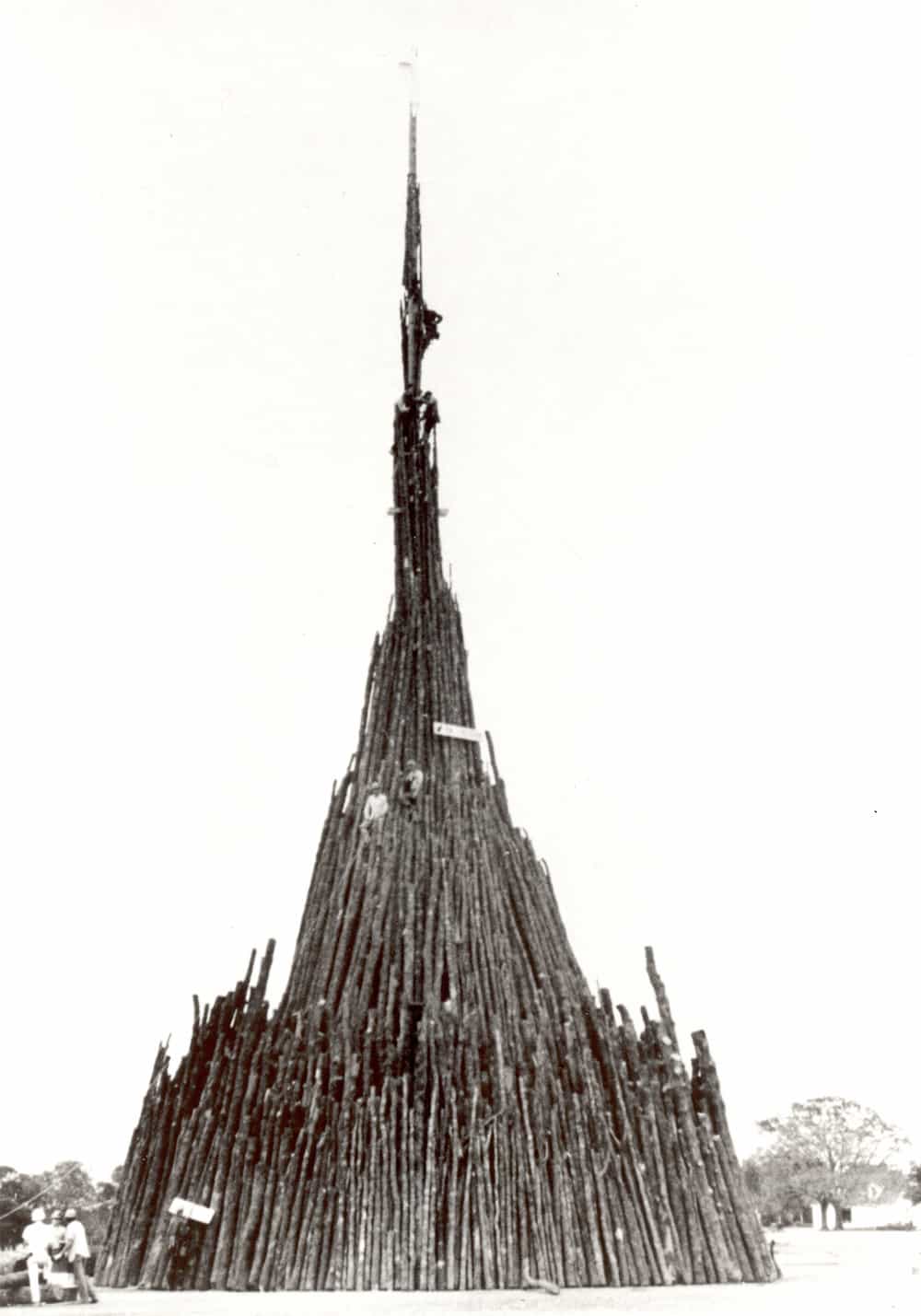 1969 Bonfire_Cushing Mem Library-1