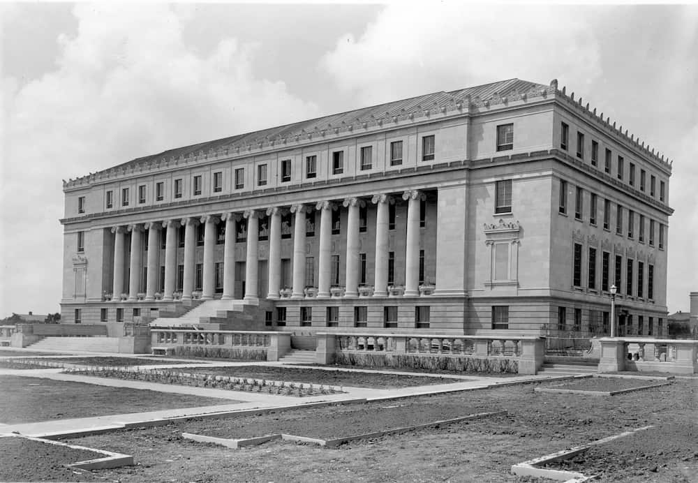 Early Admin Building_Cushing Mem Library-2